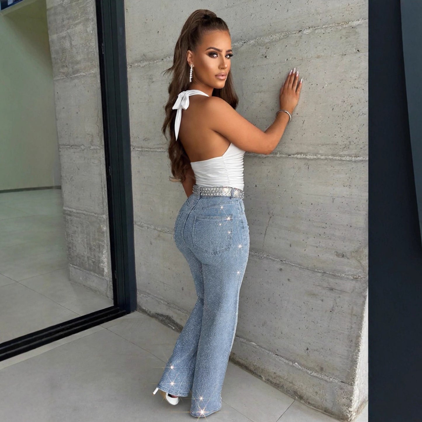 Hanging neck strap backless jumpsuit