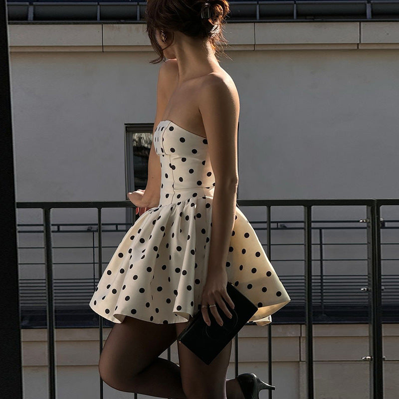Fashionable polka dot retro strapless dress