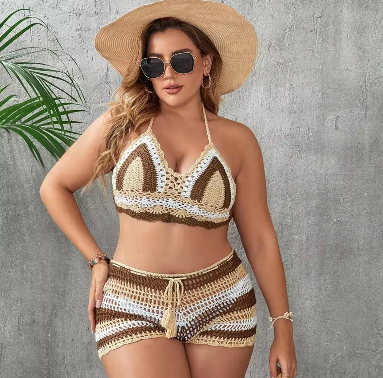All about the crochet stripes short set