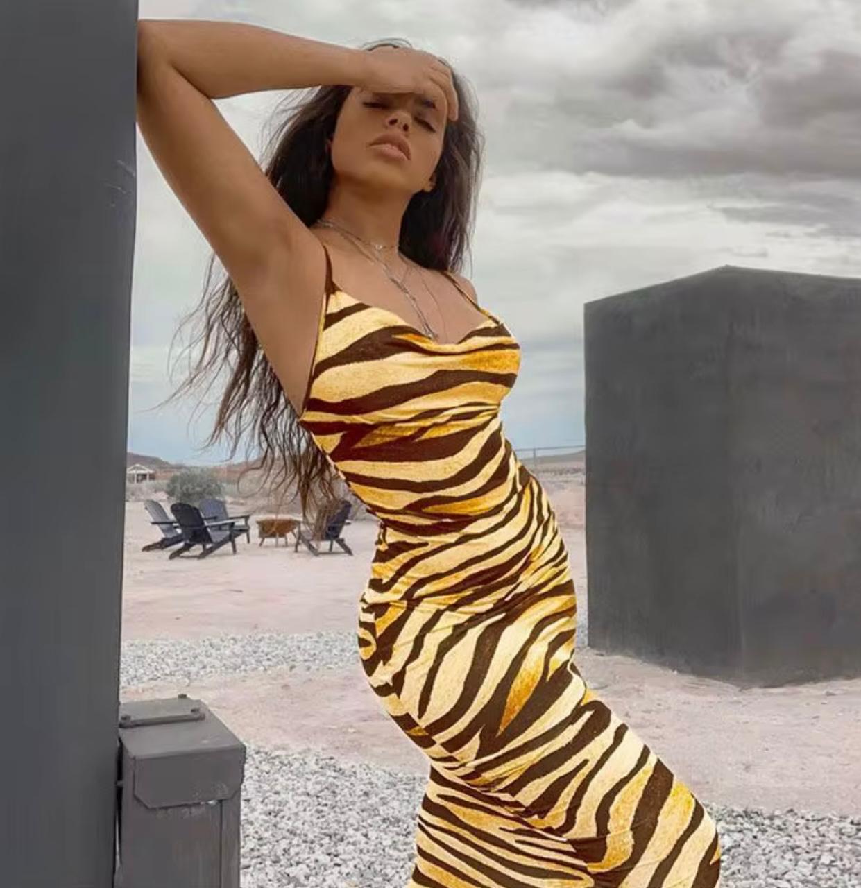 UCVOGUE naoko print Maxi dress