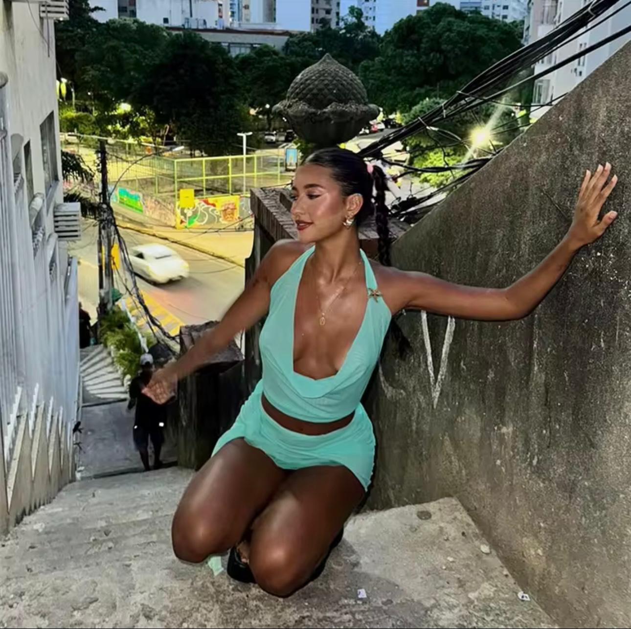 UCVOGUE Aquafina Matching vibes set