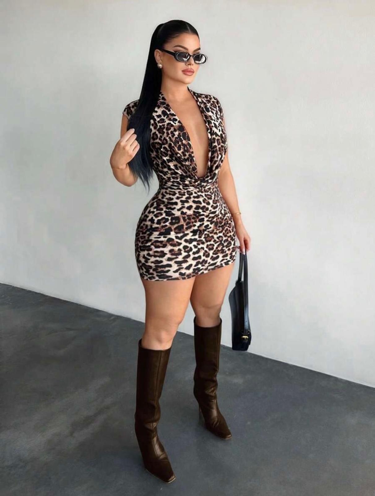 UCVOGUE sexy open back body-con mini dress
