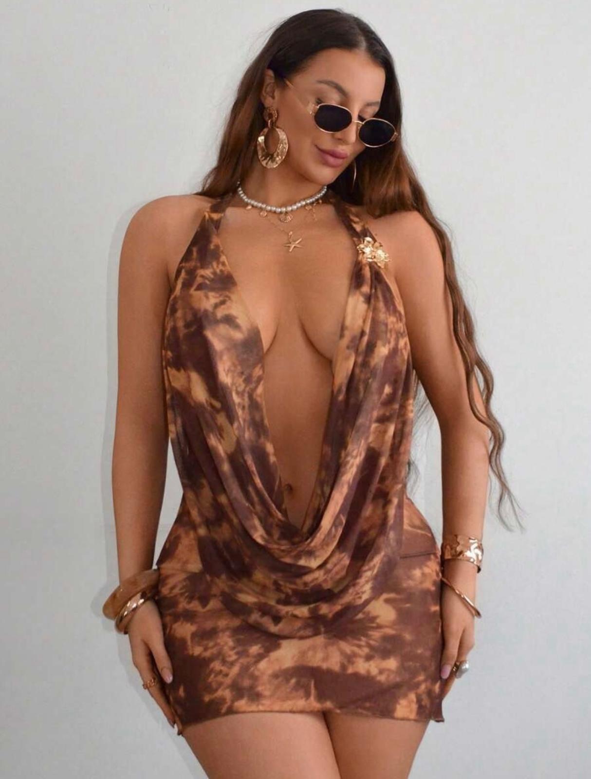 UCVOGUE earth print sexy open back short dress