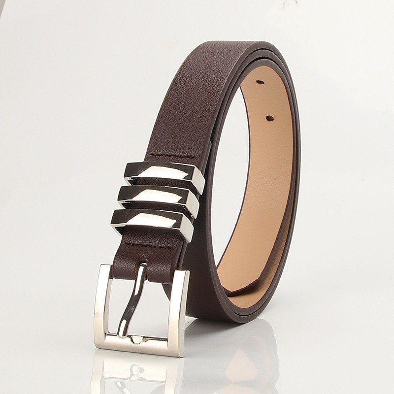 Elegant Belt With Three Silver Grip Lines