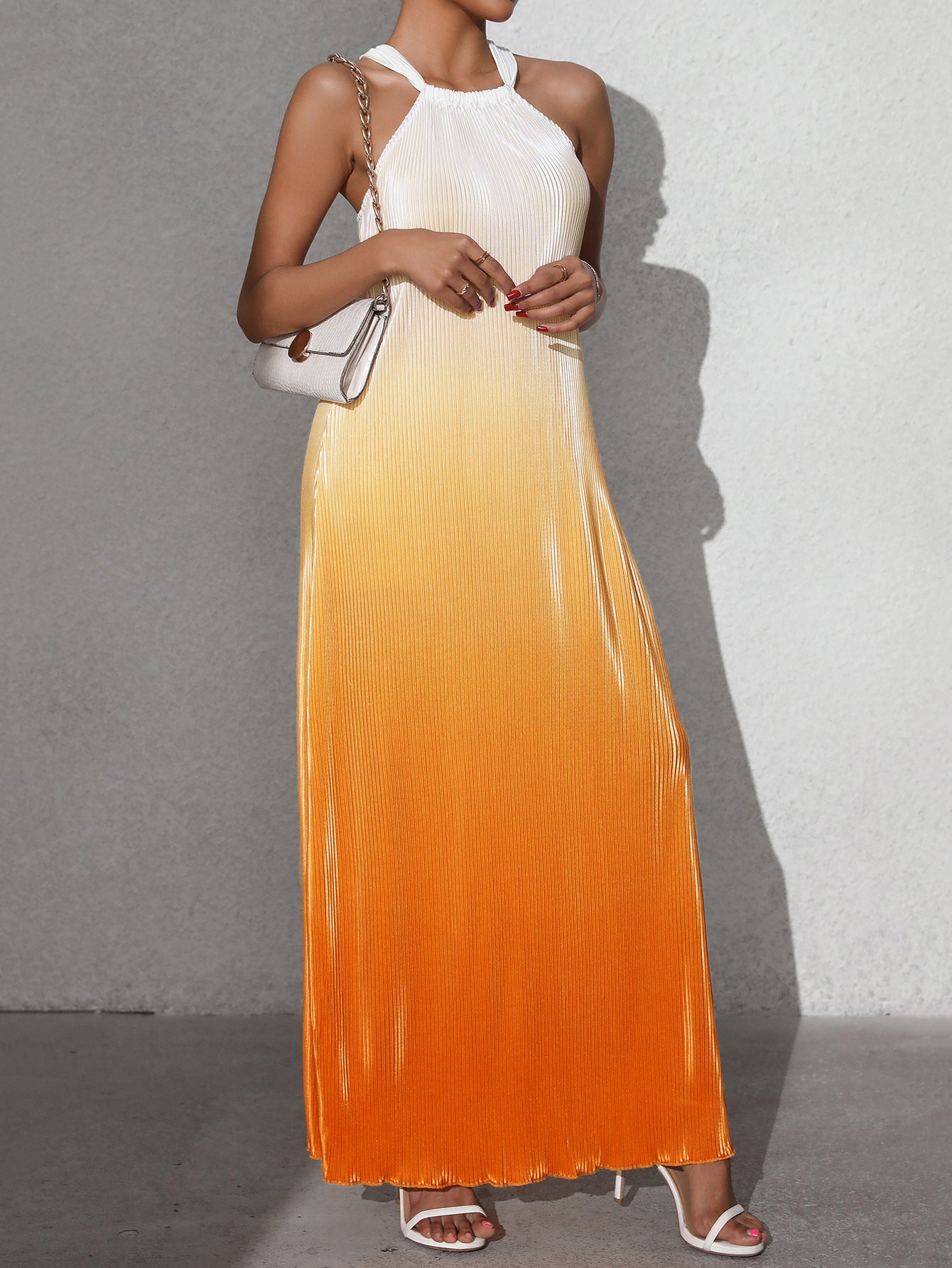 Gradient neck hanging A-line long skirt
