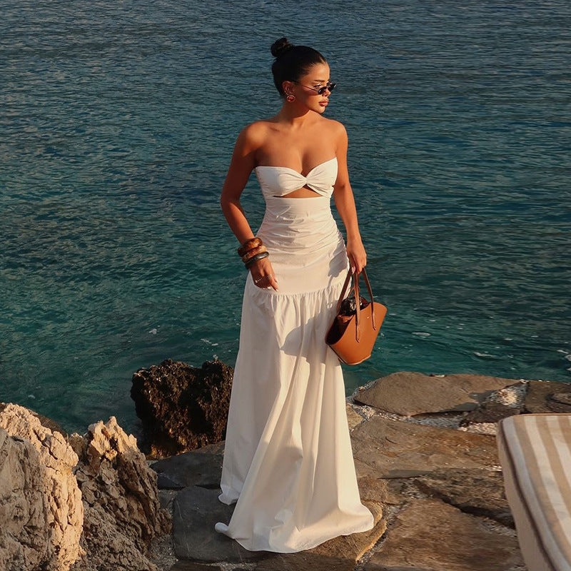 Vacation style strapless dress