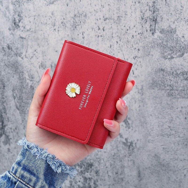 Small Square Wallet with Daisy