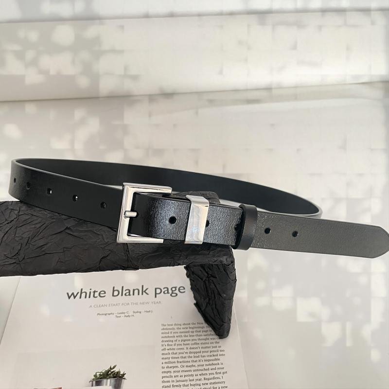 Fashionable Leather Belt for Men and Women