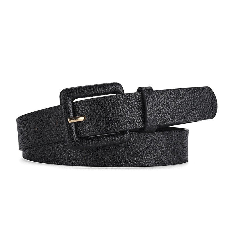 Elegant Belt With Colored Buckle