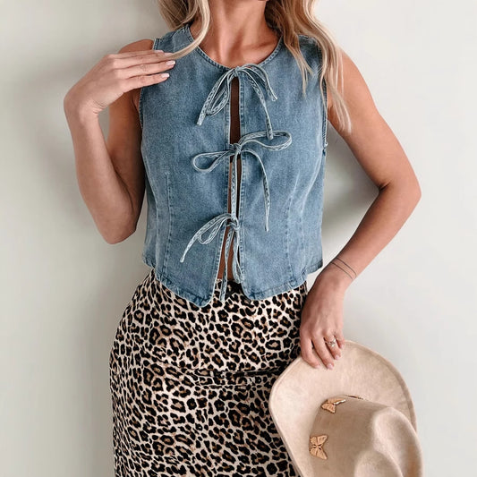Trendy and fashionable casual strap denim vest