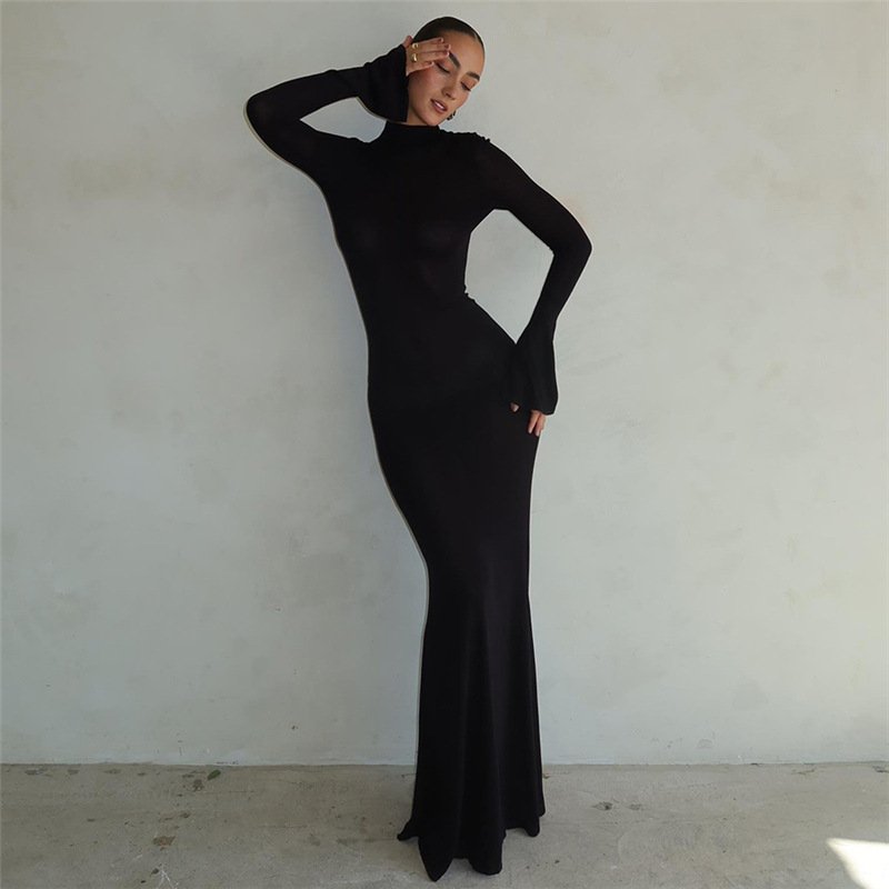 Long Sleeve Backless Dress